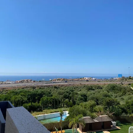 Apartment Modern Sea-view With Pool & Gym Access